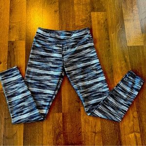 Large black and white Athletic leggings NWOT